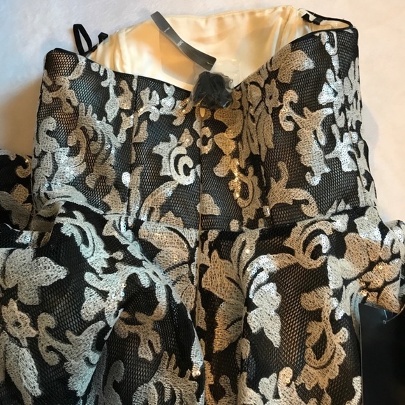 NWT Bebé Strapless Dress Size 8 - Picture 11 of 16